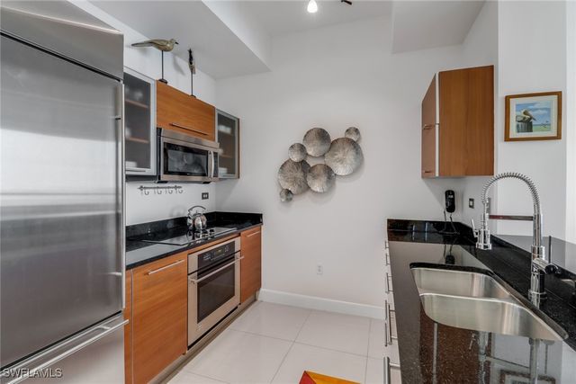 3000 Oasis Grand BLVD MPH6, Fort Myers, FL 33916