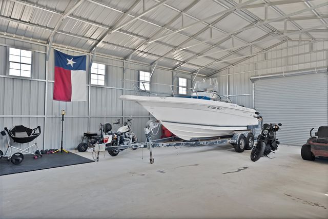 7450 Briar Road, Azle, TX 76020