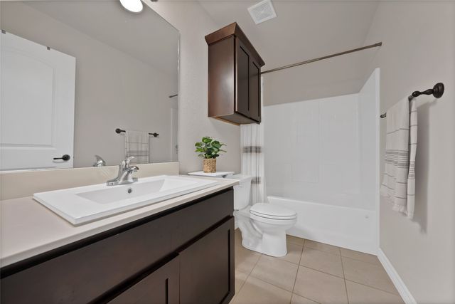 7450 Briar Road, Azle, TX 76020