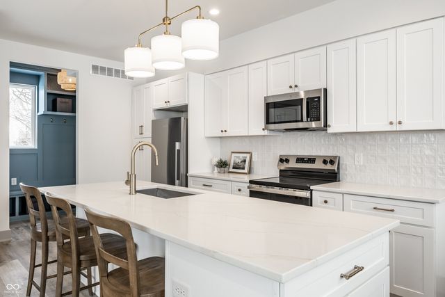 530 W 41st Street, Indianapolis, IN 46208