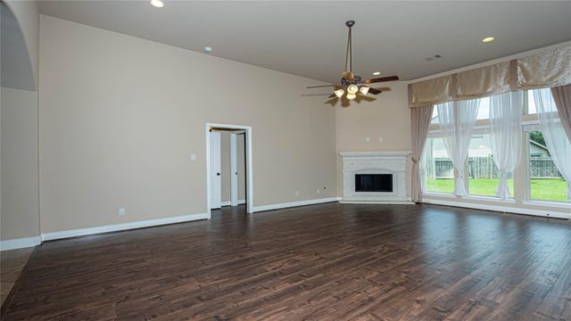 1601 Enchanted Brook Court, Rosenberg, TX 77471