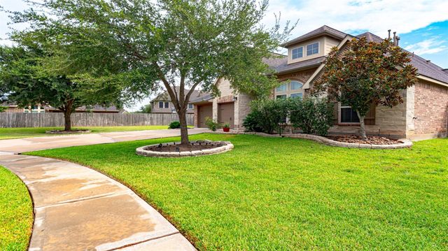 1601 Enchanted Brook Court, Rosenberg, TX 77471