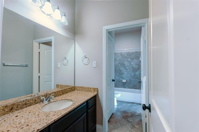 1601 Enchanted Brook Court, Rosenberg, TX 77471