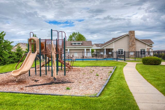 2884 Park Place, Norwalk, IA 50211