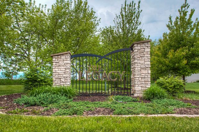 2884 Park Place, Norwalk, IA 50211