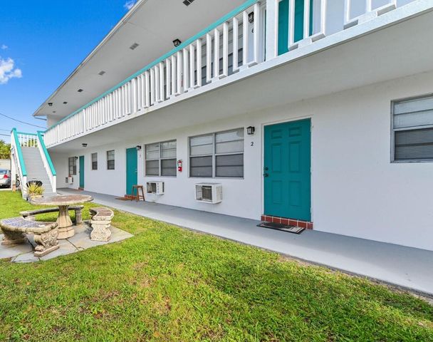 1111 N Federal Highway 5, Lake Worth Beach, FL 33460