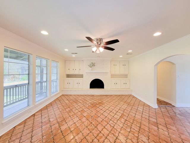 18603 Point Lookout Drive, Houston, TX 77058