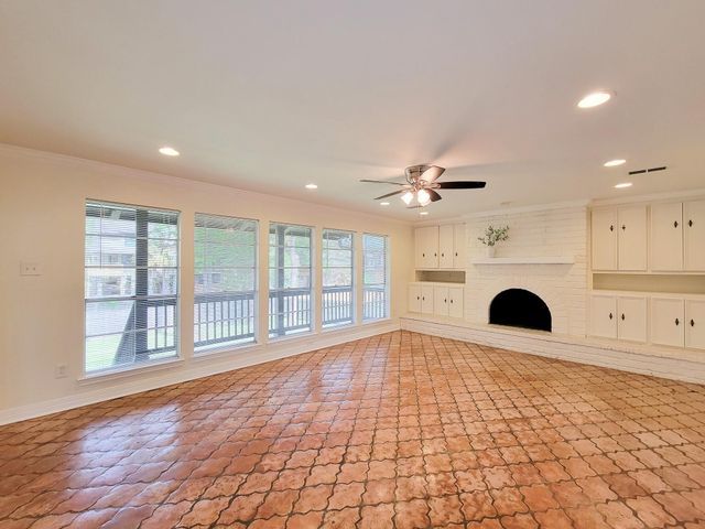18603 Point Lookout Drive, Houston, TX 77058