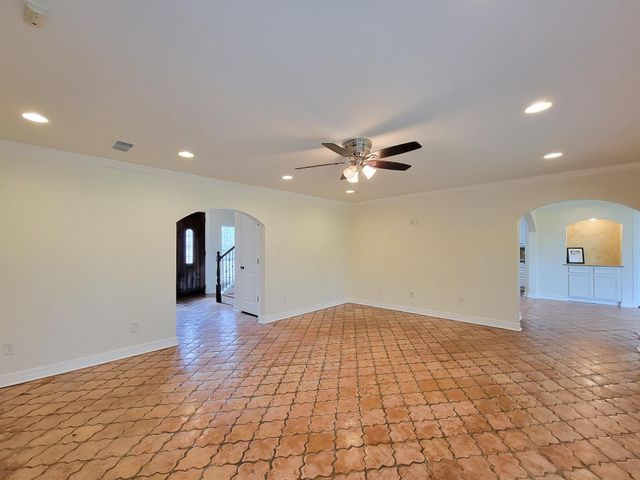 18603 Point Lookout Drive, Houston, TX 77058