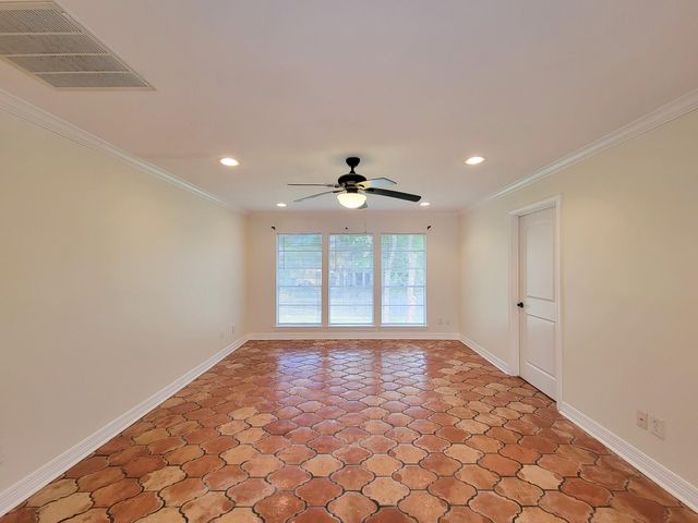 18603 Point Lookout Drive, Houston, TX 77058