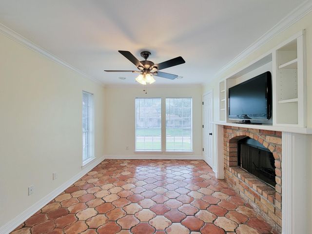 18603 Point Lookout Drive, Houston, TX 77058
