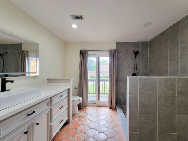 18603 Point Lookout Drive, Houston, TX 77058