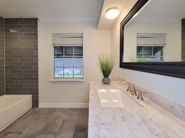 18603 Point Lookout Drive, Houston, TX 77058