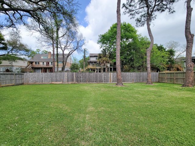 18603 Point Lookout Drive, Houston, TX 77058