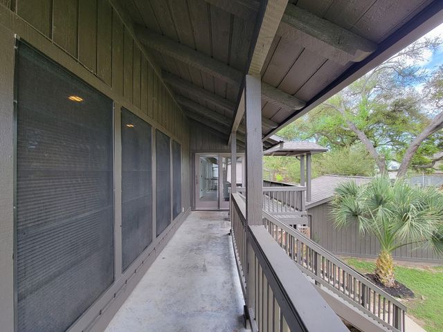 18603 Point Lookout Drive, Houston, TX 77058