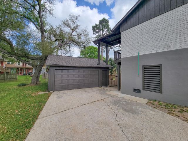 18603 Point Lookout Drive, Houston, TX 77058