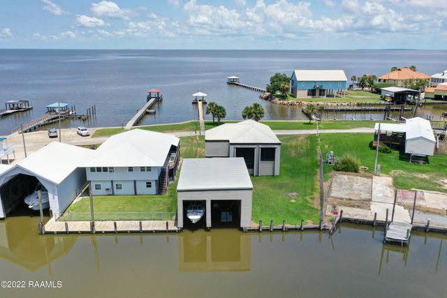 119 Vermillion Bay Lane, Cypremort Point, LA 70538
