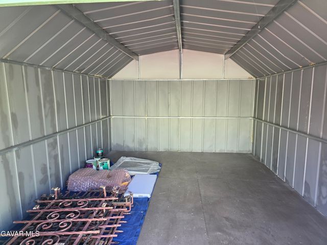 1424 W 94th Place, Los Angeles, CA 90047