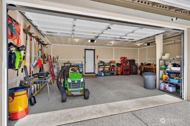 6608 184th Drive SE, Snohomish, WA 98290
