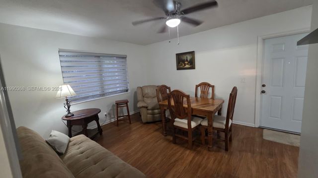 609 NE 6th Ct D, Boynton Beach, FL 33435