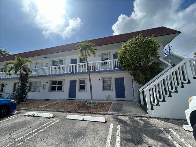 609 NE 6th Ct D, Boynton Beach, FL 33435