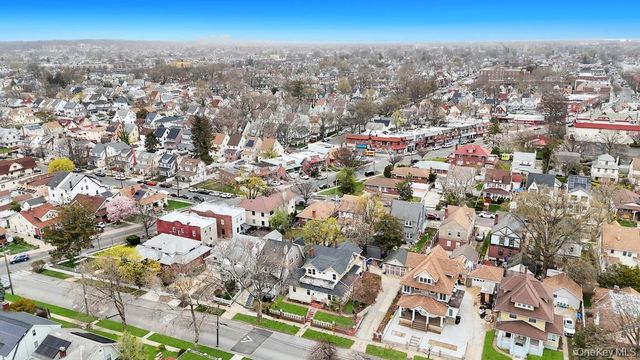 10927 196th Street, Saint Albans, NY 11412