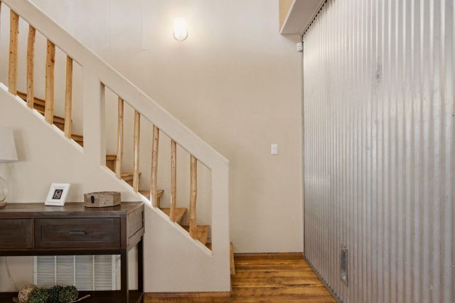 9633 De Vargas Loop NE, Albuquerque, NM 87109