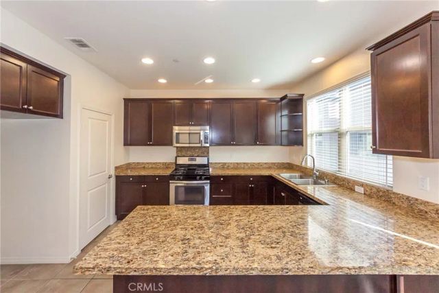 12011 Millennium Park Court, Hawthorne, CA 90250