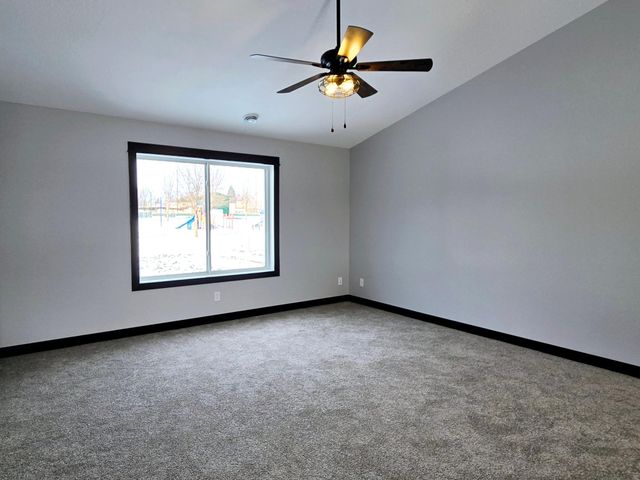 17 Kodiak Court, North Mankato, MN 56003