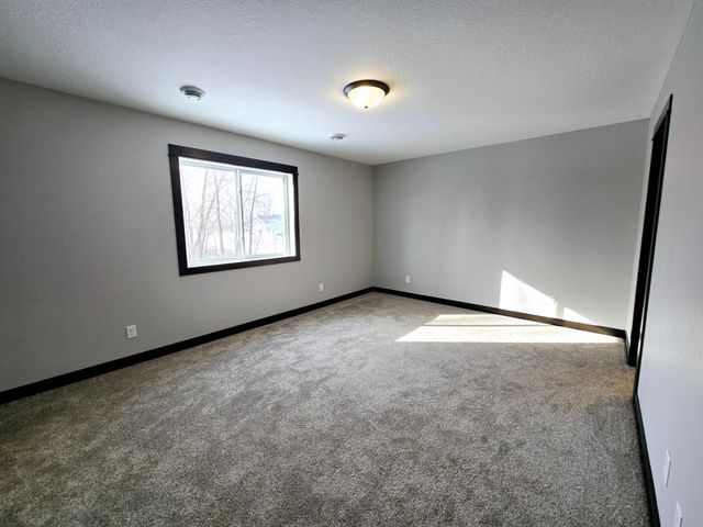 17 Kodiak Court, North Mankato, MN 56003