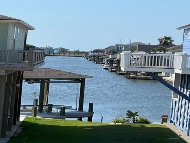 1150 Waterview Lane, Bolivar, TX 77650