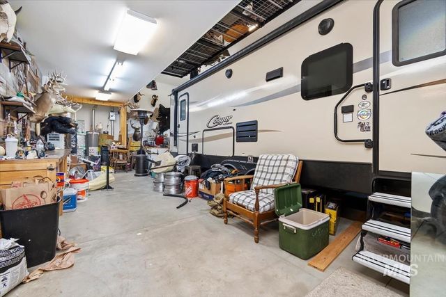 1133 N Cygnus Way, Star, ID 83669