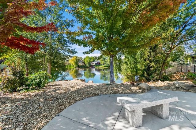 1133 N Cygnus Way, Star, ID 83669