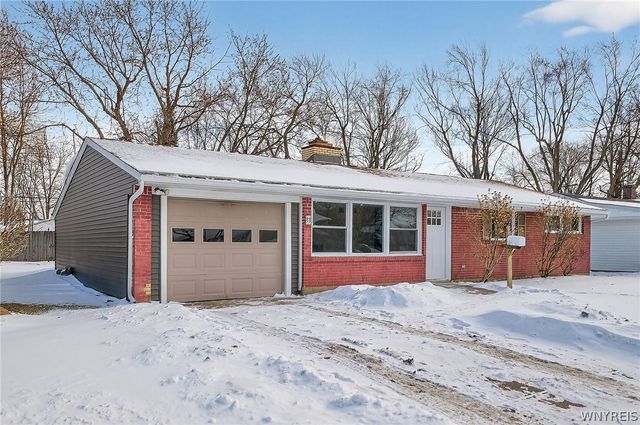 33 Burnside Drive, Tonawanda, NY 14150