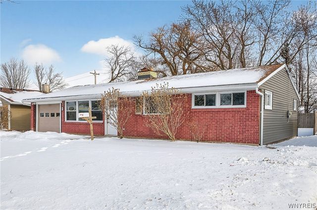 33 Burnside Drive, Tonawanda, NY 14150