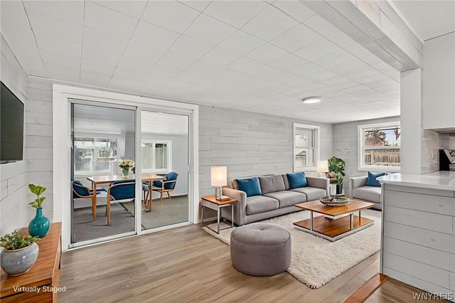 33 Burnside Drive, Tonawanda, NY 14150