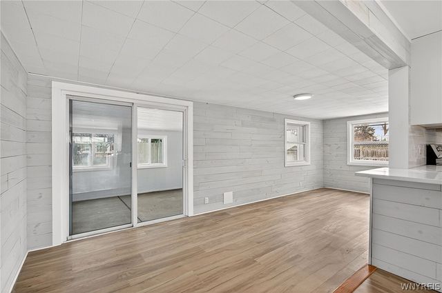 33 Burnside Drive, Tonawanda, NY 14150