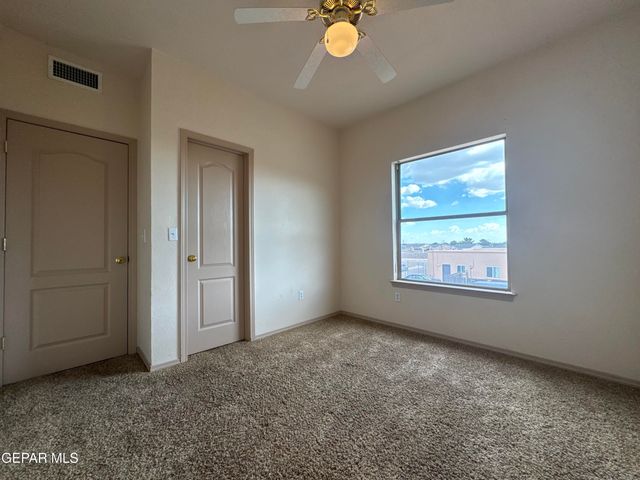 7505 Golden Knight A, El Paso, TX 79904