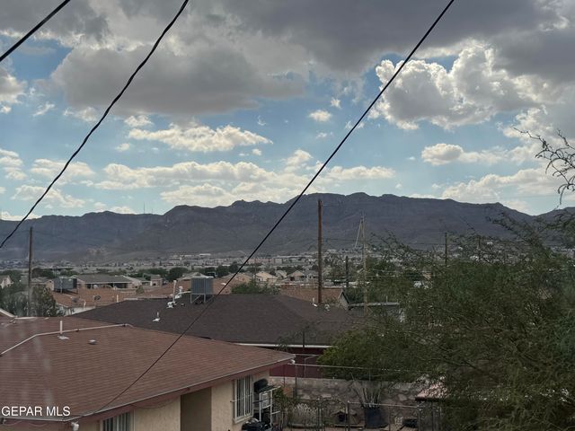 7505 Golden Knight A, El Paso, TX 79904