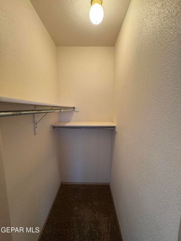 7505 Golden Knight A, El Paso, TX 79904