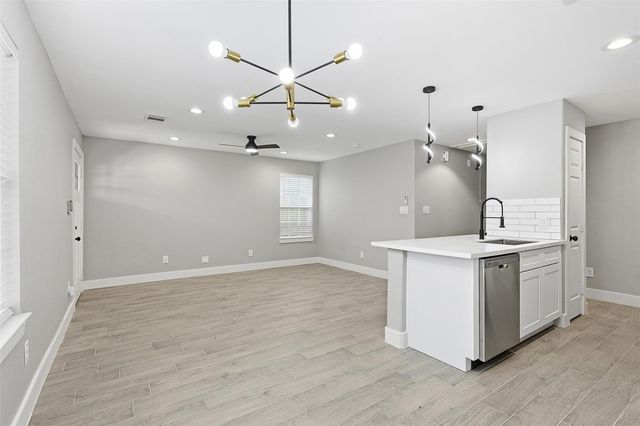 9716 Fillmore Street, Houston, TX 77029