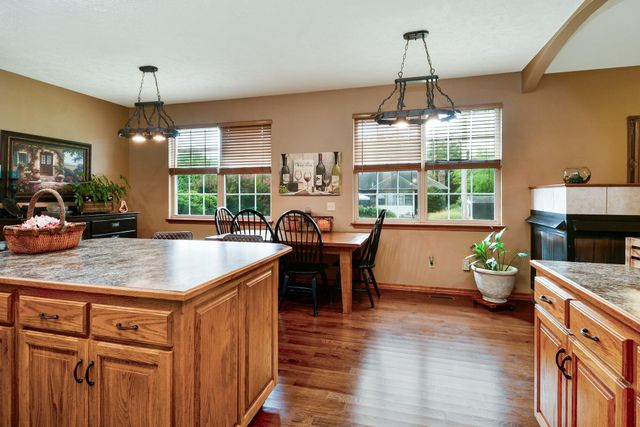 4356 W Forest Ridge Road, Battlefield, MO 65619