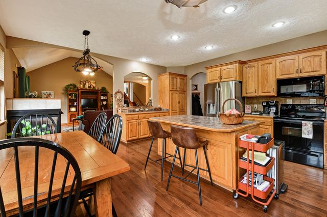 4356 W Forest Ridge Road, Battlefield, MO 65619