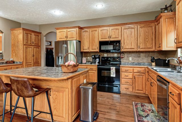 4356 W Forest Ridge Road, Battlefield, MO 65619