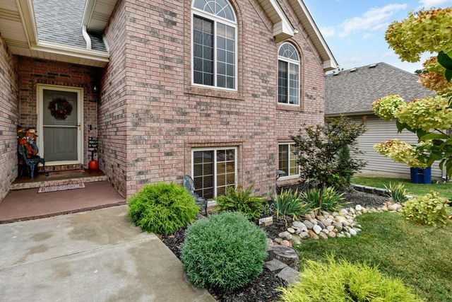 4356 W Forest Ridge Road, Battlefield, MO 65619