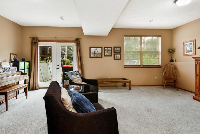 4356 W Forest Ridge Road, Battlefield, MO 65619