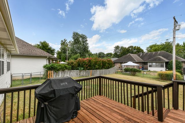 4356 W Forest Ridge Road, Battlefield, MO 65619