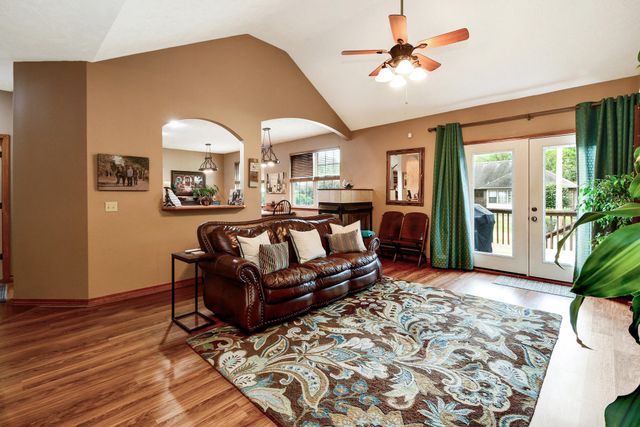 4356 W Forest Ridge Road, Battlefield, MO 65619