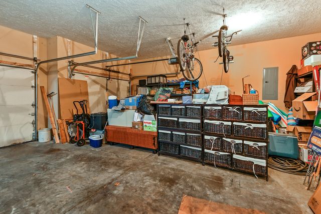 4356 W Forest Ridge Road, Battlefield, MO 65619