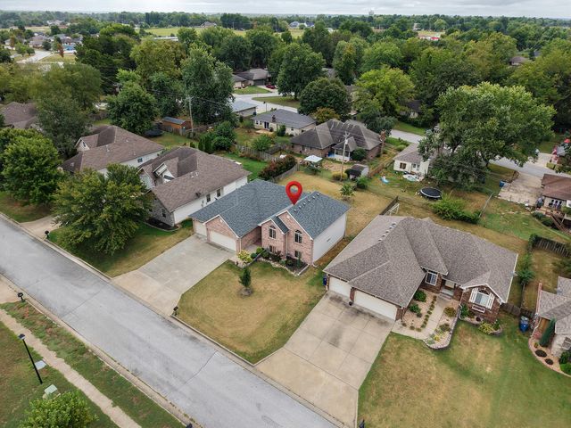 4356 W Forest Ridge Road, Battlefield, MO 65619